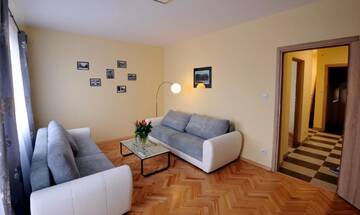 Фото номера Апартаменты с балконом Апартаменты Apartamenty Wadowity 4A г. Вадовице 5