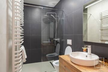 Фото номера Улучшенные апартаменты Апарт-отели Modern Apartments in Centrum г. Вадовице 16