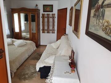 Фото номера Family Room with Private Bathroom, Balcony and Mountain View Гостевой дом Zajazd Ponikiew - Noclegi Wadowice г. Вадовице 4